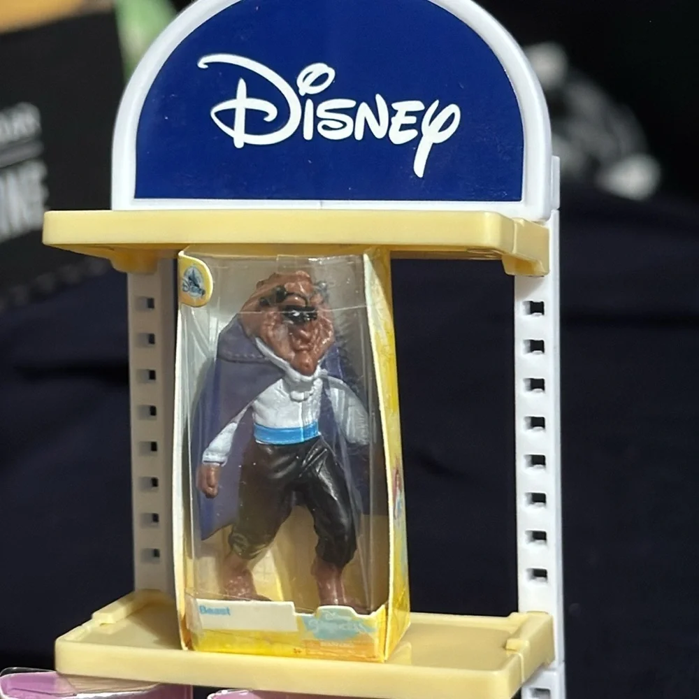 Disney | Mini brands | Snow White | Flynn Rider, Rapunzel | Cinderella | Beast - Picture 2 of 3